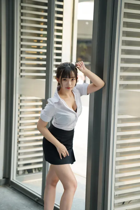 [Mzsock] NO.078 Chen Jialin OL short skirt high heels beautiful legs outdoor shot street photography#[100P]-8